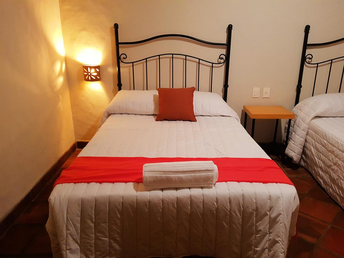 Puerta San Pedro Hotel Tlaquepaque Kültér fotó