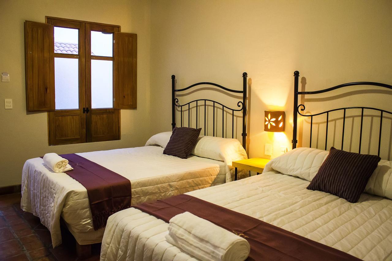 Puerta San Pedro Hotel Tlaquepaque Kültér fotó