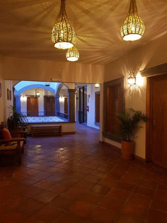 Puerta San Pedro Hotel Tlaquepaque Kültér fotó