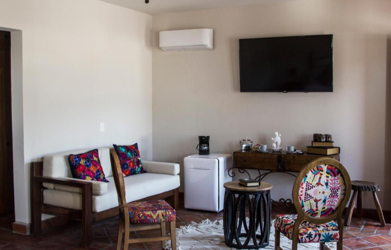 Puerta San Pedro Hotel Tlaquepaque Kültér fotó
