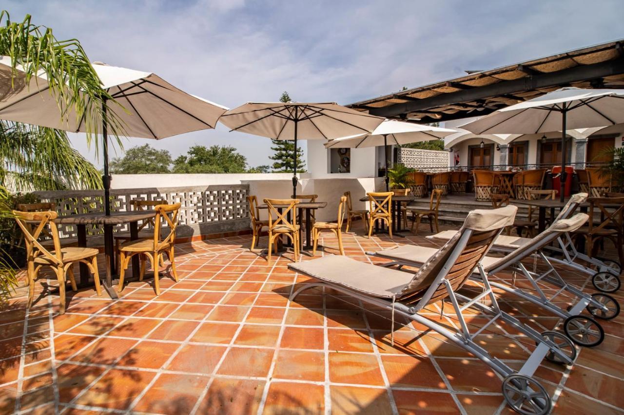 Puerta San Pedro Hotel Tlaquepaque Kültér fotó