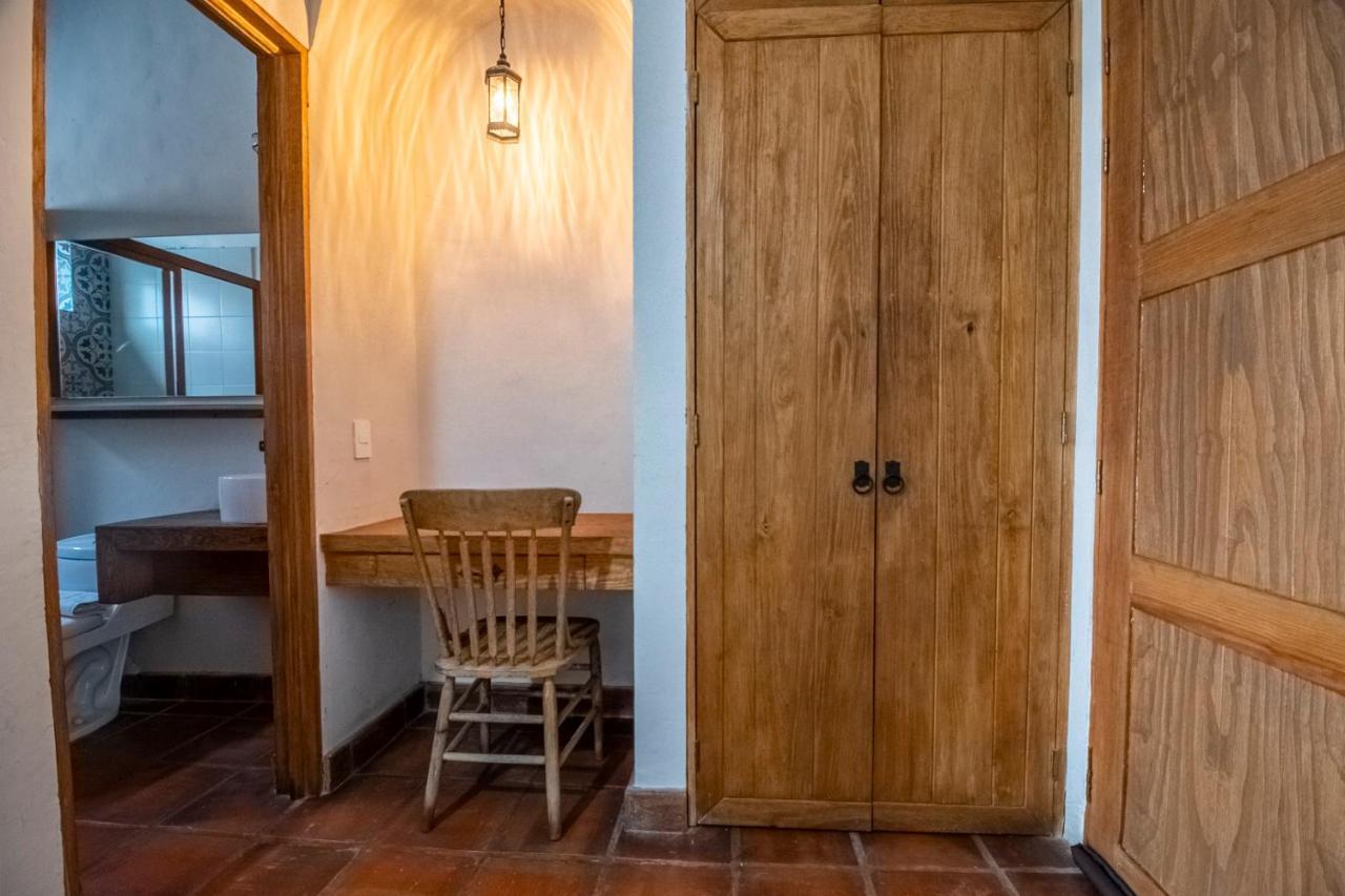 Puerta San Pedro Hotel Tlaquepaque Kültér fotó