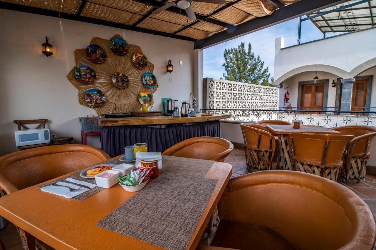 Puerta San Pedro Hotel Tlaquepaque Kültér fotó