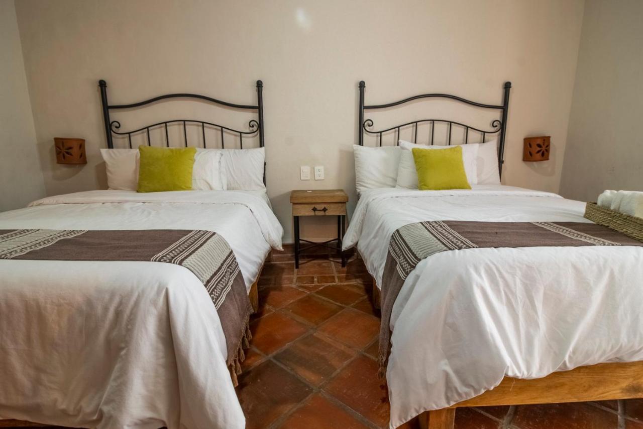 Puerta San Pedro Hotel Tlaquepaque Kültér fotó