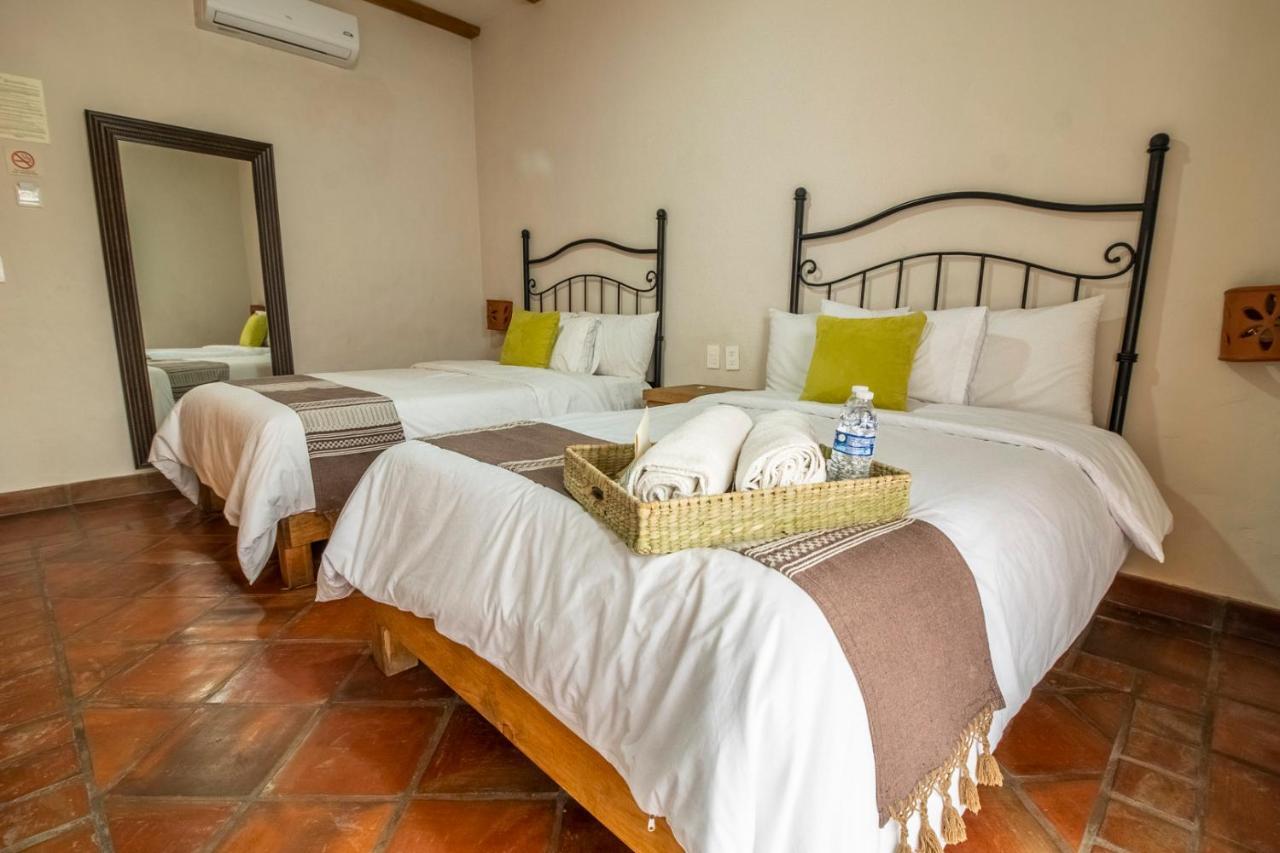 Puerta San Pedro Hotel Tlaquepaque Kültér fotó