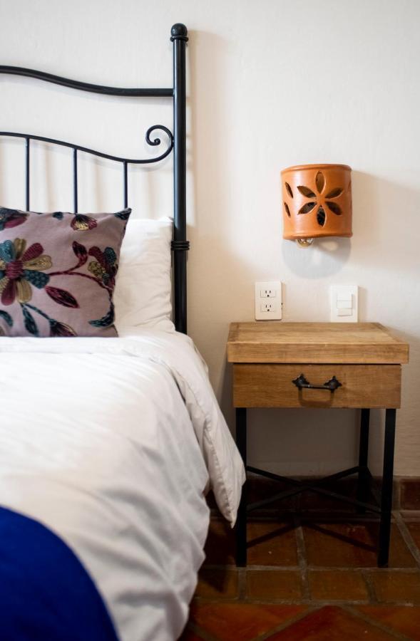Puerta San Pedro Hotel Tlaquepaque Kültér fotó